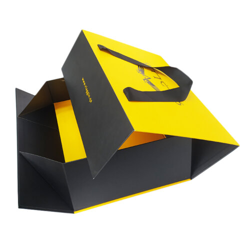 folding box with ribbon